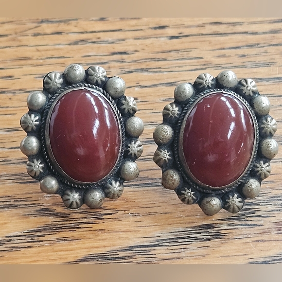 Vintage Southwestern Navajo Trading Post Handmade Red Agate 1.5